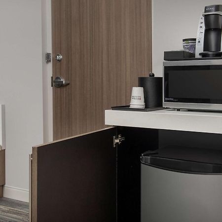Hilton Garden Inn Columbia Airport, Sc Екстериор снимка
