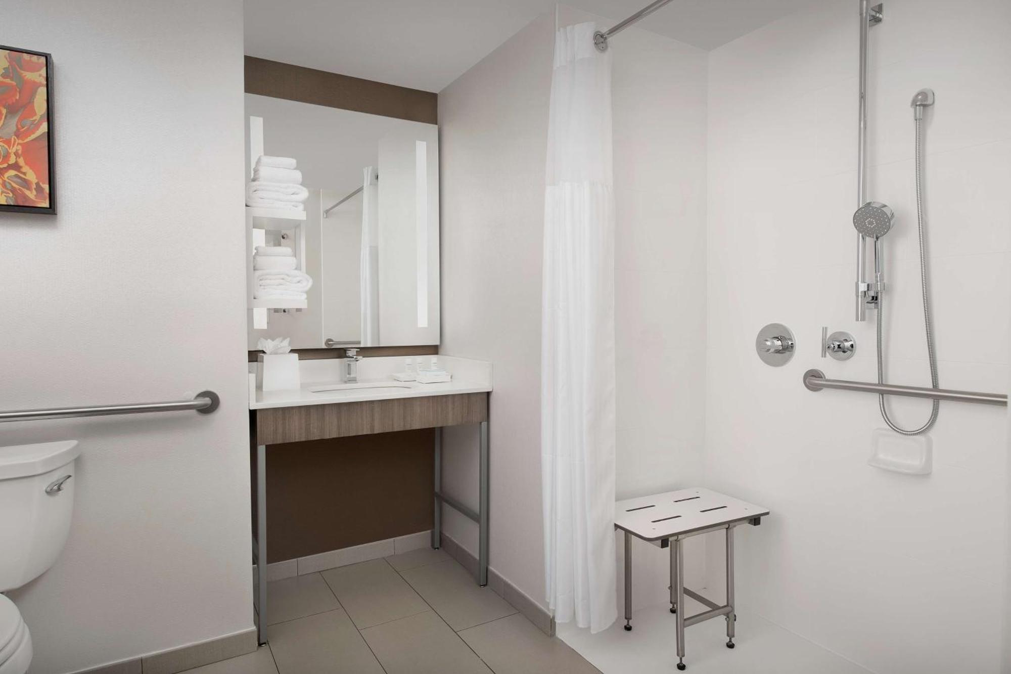 Hilton Garden Inn Columbia Airport, Sc Екстериор снимка
