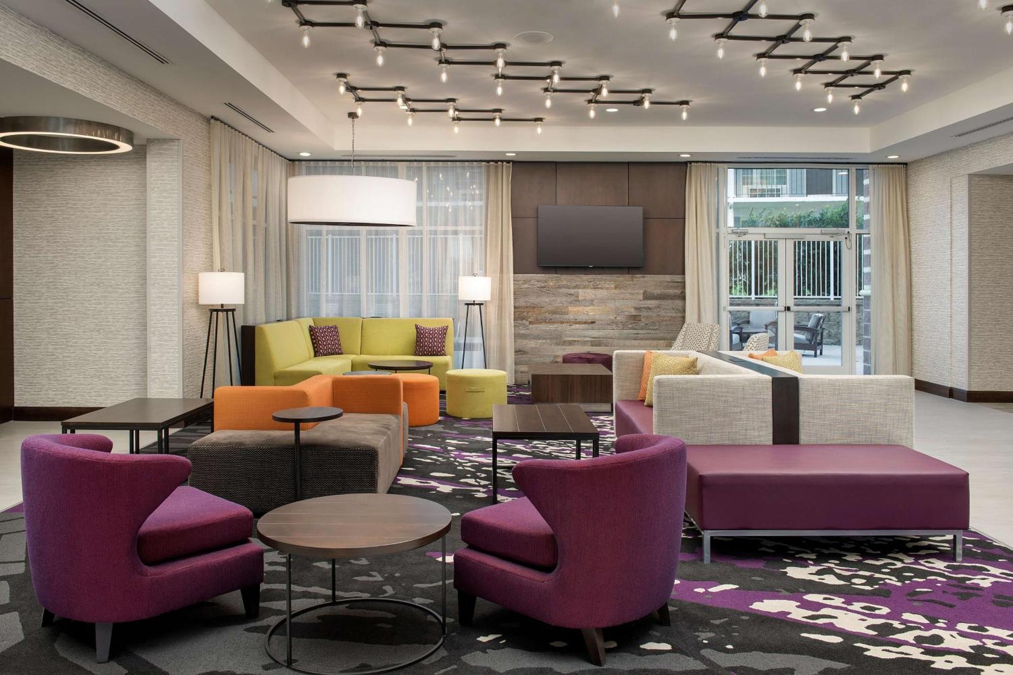 Hilton Garden Inn Columbia Airport, Sc Екстериор снимка