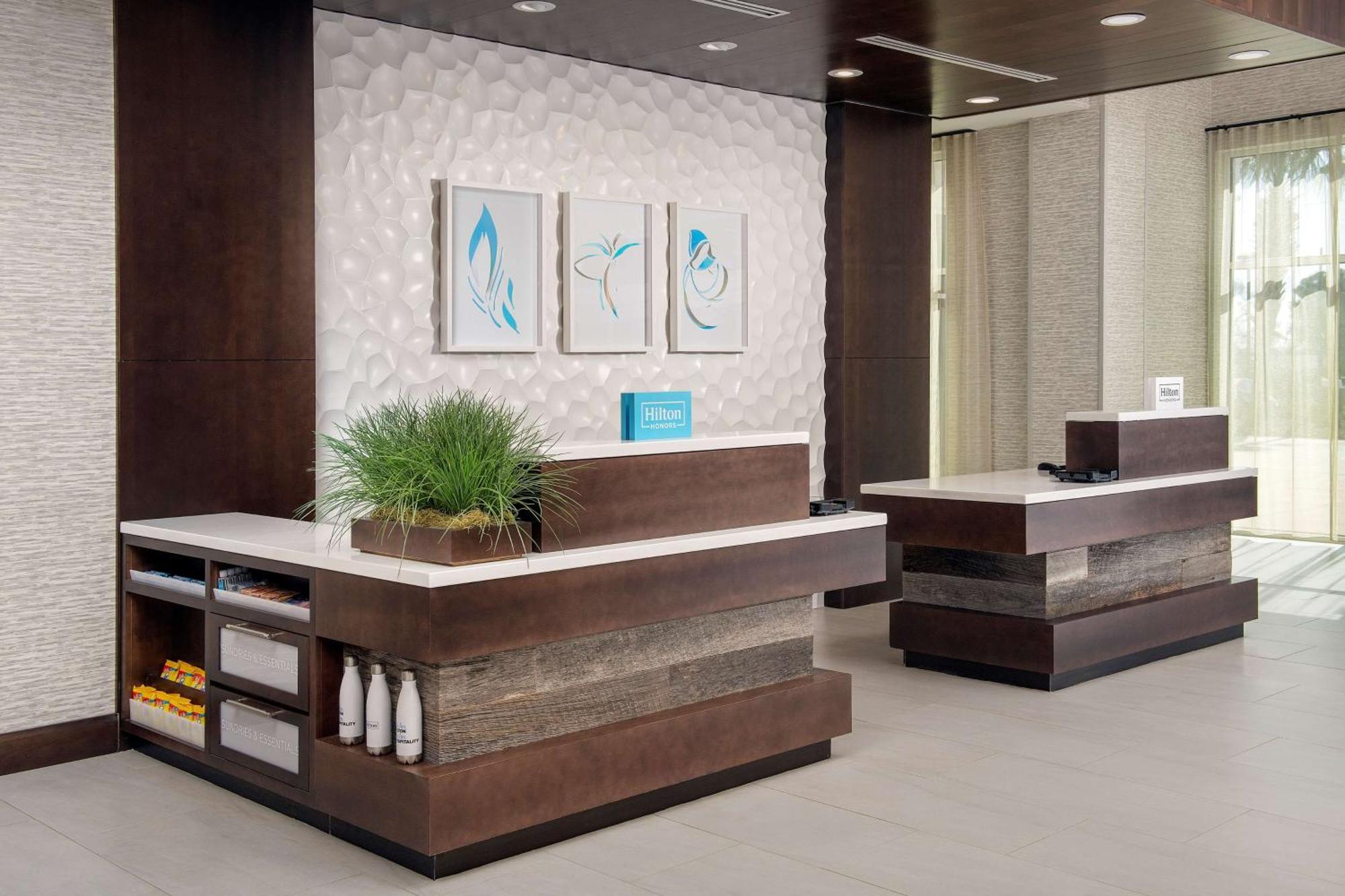 Hilton Garden Inn Columbia Airport, Sc Екстериор снимка