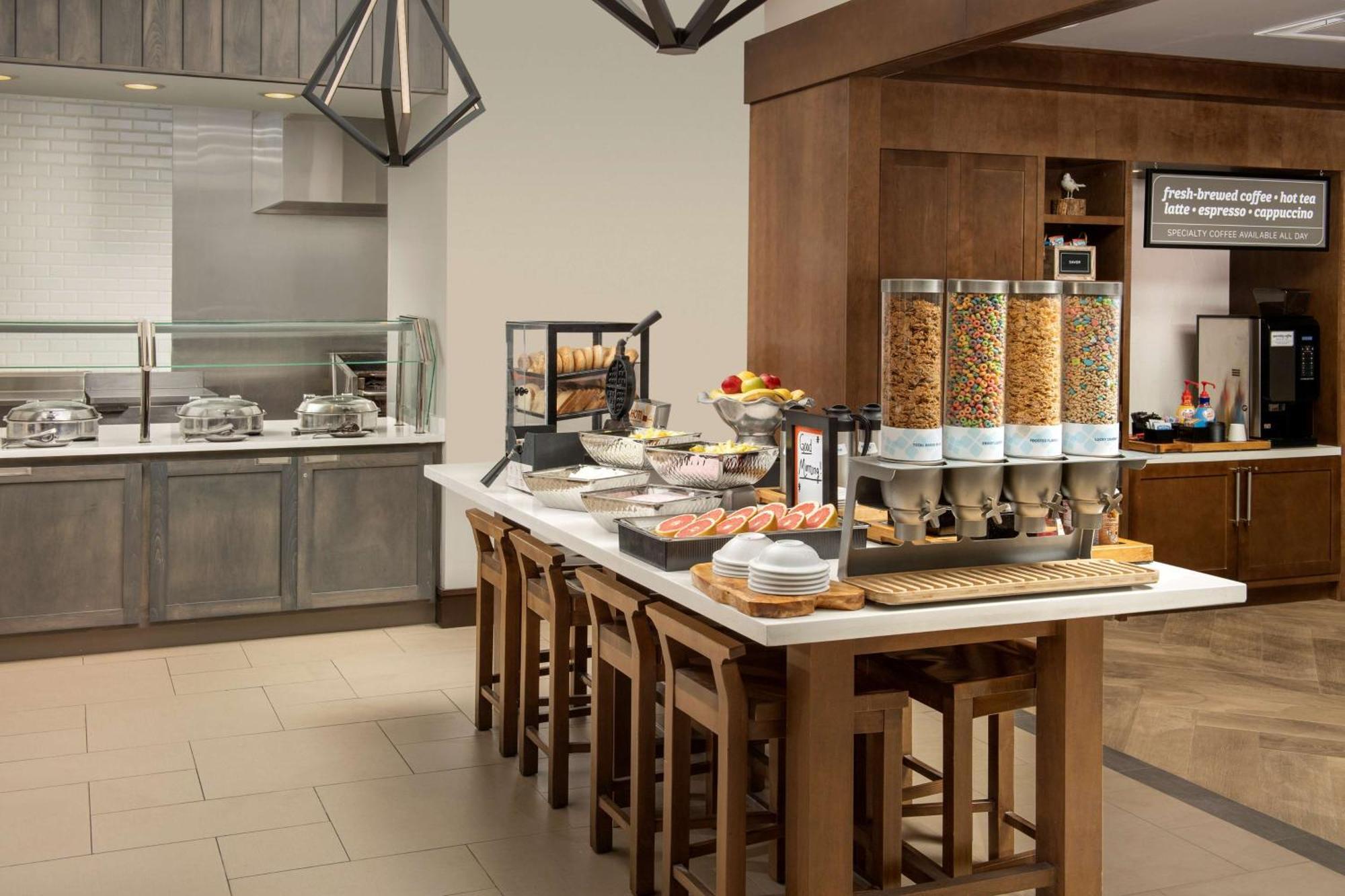 Hilton Garden Inn Columbia Airport, Sc Екстериор снимка